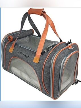 PUPKISS Pet Carrier w/ 2 Fleece Beds | Soft-Sided - Airline Approved